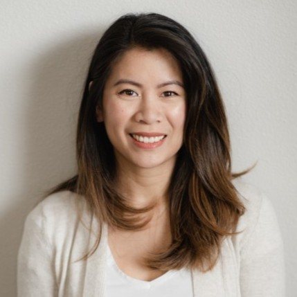 A Thea care team member
